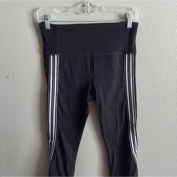 ATHLETA Side Stripe Salutation 7/8 Black Legging Mesh Accent Small - Picture 3 of 7